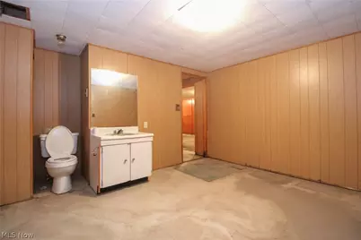 66 S Beverly Avenue, Austintown, OH 44515 - Photo 24