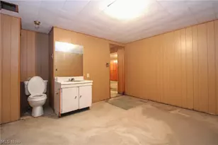 66 S Beverly Ave, Austintown, OH 44515 - Photo 24