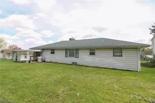 66 S Beverly Ave, Austintown, OH 44515 - Photo 30