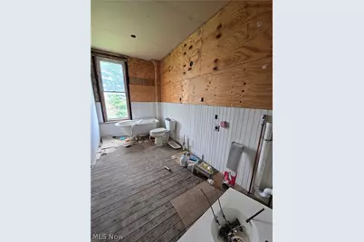 117 Greenmount Avenue, Barnesville, OH 43713 - Photo 6