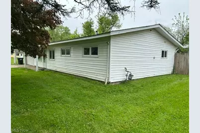 1882 Paul Drive, Brunswick, OH 44212 - Photo 2