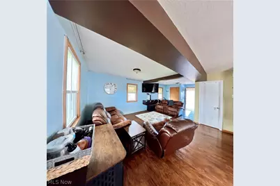 4401 9th Avenue, Vienna, WV 26105 - Photo 4