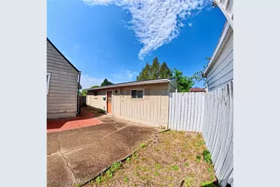 4401 9th Avenue, Vienna, WV 26105 - Photo 18