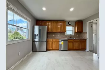4515 Pershing Avenue, Parma, OH 44134 - Photo 6
