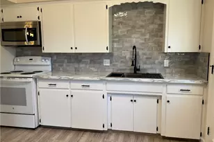 1828 Basil Ave, Youngstown, OH 44514 - Photo 8