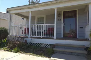 412 Alexander Ave, Lorain, OH 44052 - Photo 2