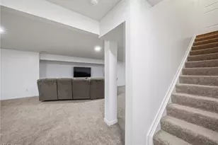 18229 Clare Ct, Strongsville, OH 44149 - Photo 34