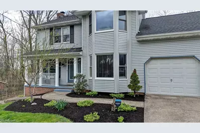 717 Pine Hills Drive SW, Massillon, OH 44646 - Photo 4