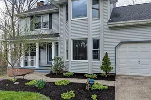 717 Pinehills Dr SW, Massillon, OH 44646 - Photo 4
