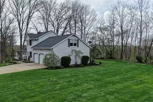 717 Pinehills Dr SW, Massillon, OH 44646 - Photo 6