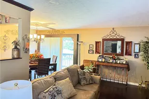 7607 Creekwood Dr, North Royalton, OH 44133 - Photo 8