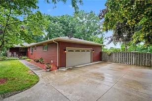 482 Junior Ave, Akron, OH 44312 - Photo 6