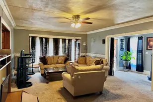 179 S Eagle St, Geneva, OH 44041 - Photo 4