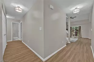 93 Silver Valley Blvd, Munroe Falls, OH 44262 - Photo 6