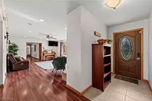 327 S Miller Rd, Akron, OH 44333 - Photo 16