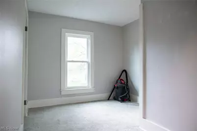 935 E Front Street, Dover, OH 44622 - Photo 34