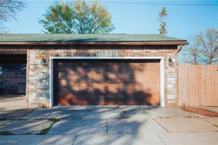 935 E Front St, Dover, OH 44622 - Photo 16