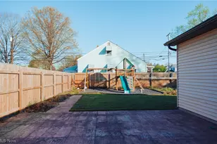 935 E Front St, Dover, OH 44622 - Photo 8