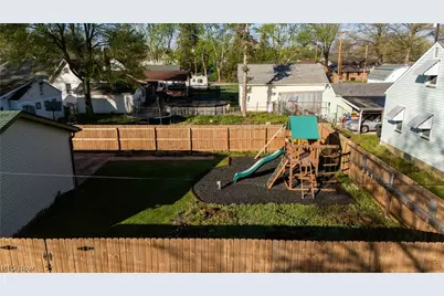 935 E Front Street, Dover, OH 44622 - Photo 20