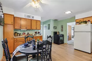 1927 W Prospect Rd, Ashtabula, OH 44004 - Photo 16