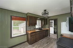 1603 Grandview Rd, Lake Milton, OH 44429 - Photo 24