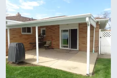 6195 Jamestown Drive, Parma, OH 44134 - Photo 4