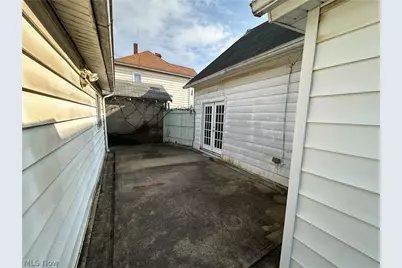 409 East Street, Caldwell, OH 43724 - Photo 4