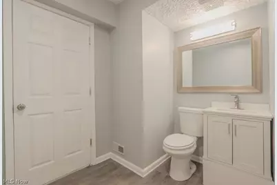 6429 Russia Road, South Amherst, OH 44001 - Photo 36