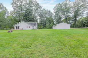 6429 Russia Rd, South Amherst, OH 44001 - Photo 14