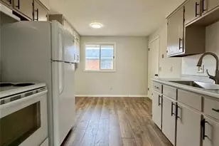 233-237 Kennedy St, Louisville, OH 44641 - Photo 8