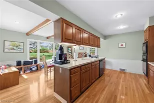 2044 S Belvoir Blvd, South Euclid, OH 44121 - Photo 10