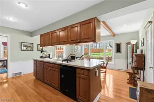 2044 S Belvoir Blvd, South Euclid, OH 44121 - Photo 8