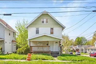 1102 Brown St, Akron, OH 44301 - Photo 2