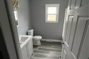 1102 Brown St, Akron, OH 44301 - Photo 8