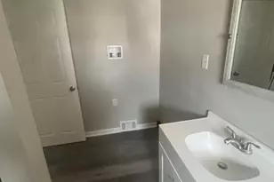 1102 Brown St, Akron, OH 44301 - Photo 12