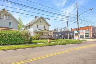 1102 Brown St, Akron, OH 44301 - Photo 4