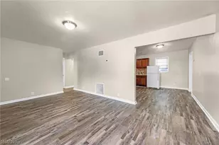 910 Ardella Ave, Akron, OH 44306 - Photo 4