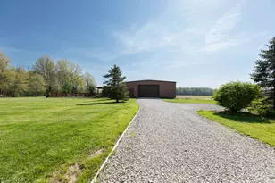 12399 Hawke Rd, Columbia Station, OH 44028 - Photo 38