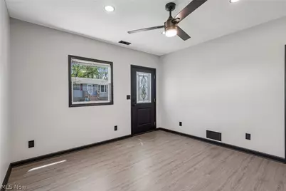 1424 5th Street, Lakemore, OH 44250 - Photo 6