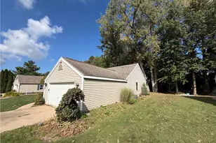 556 Greenside Dr, Painesville Twp, OH 44077 - Photo 4