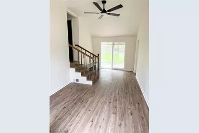 42009 Adelbert Street, Elyria, OH 44035 - Photo 16