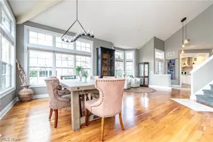 310 Blossom Ln, Orange, OH 44022 - Photo 8