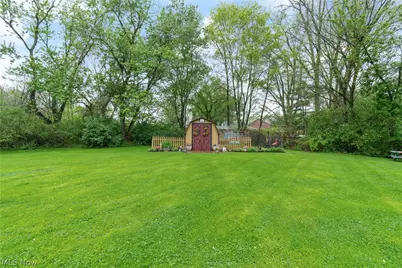 1057 Tremont Avenue NE, East Canton, OH 44730 - Photo 30