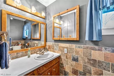 9400 Mennonite Road, Wadsworth, OH 44281 - Photo 20