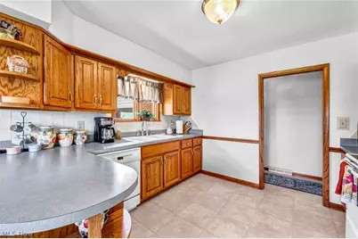 9400 Mennonite Road, Wadsworth, OH 44281 - Photo 10