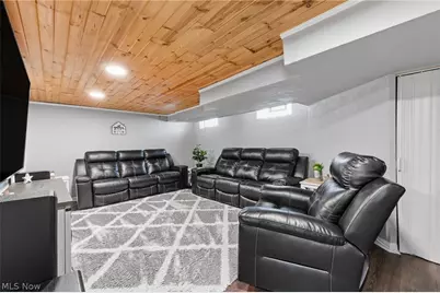 8303 Snow Road, Parma, OH 44129 - Photo 26