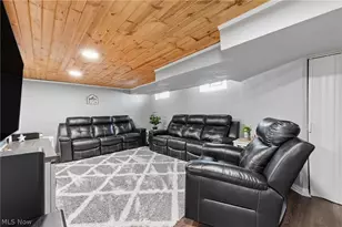 8303 Snow Rd, Parma, OH 44129 - Photo 26