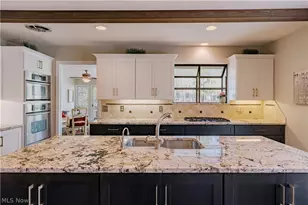 8 Louis Dr, Pepper Pike, OH 44124 - Photo 10