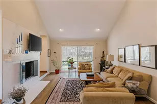8 Louis Dr, Pepper Pike, OH 44124 - Photo 16