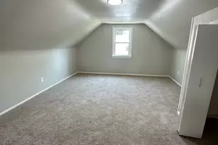 20605 Hansen Rd, Maple Heights, OH 44137 - Photo 10